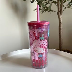 Hello Kitty bottle *New*